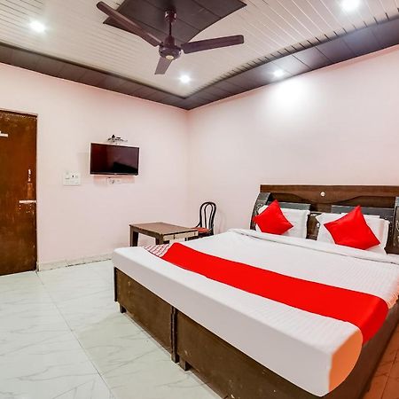 Oyo 70288 Happy Dhaba Hotell Sonipat Exteriör bild