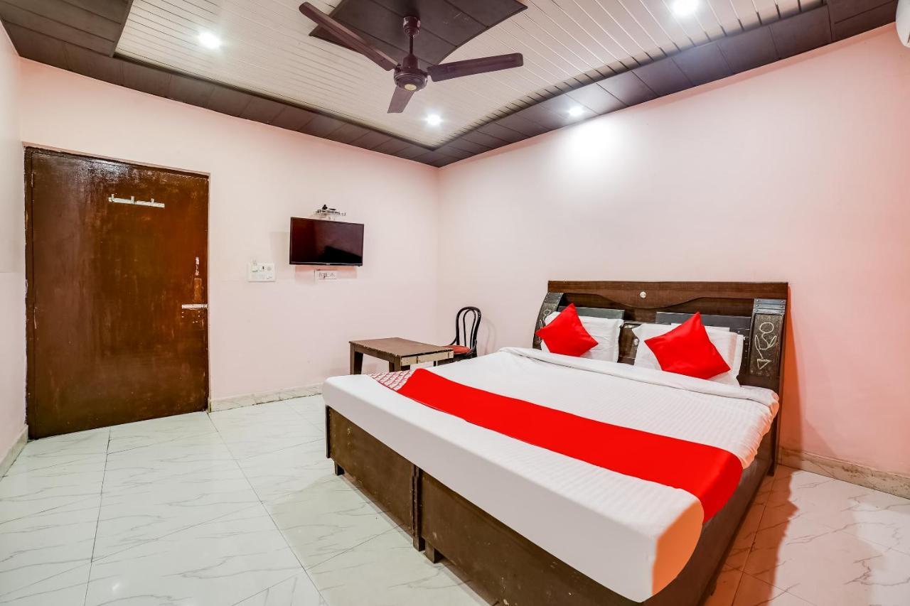Oyo 70288 Happy Dhaba Hotell Sonipat Exteriör bild