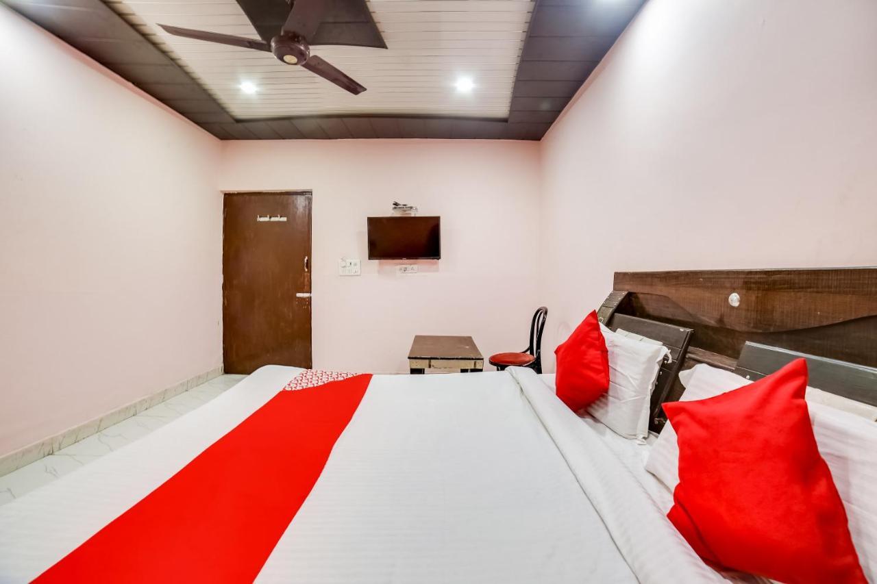 Oyo 70288 Happy Dhaba Hotell Sonipat Exteriör bild